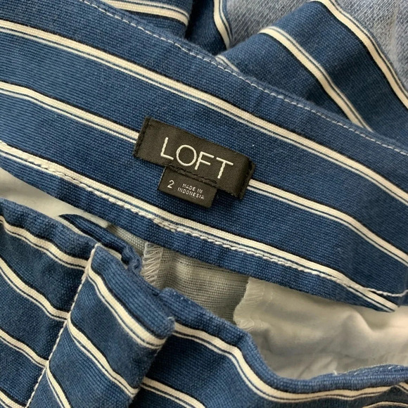 Loft • Striped Rivera Shorts - Picture 6 of 7